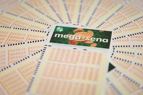 Mega-Sena acumula e deve pagar R$ 35 milhões na quinta-feira