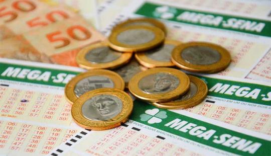 Mega-Sena sorteia prêmio de R$ 200 milhões, o maior da história