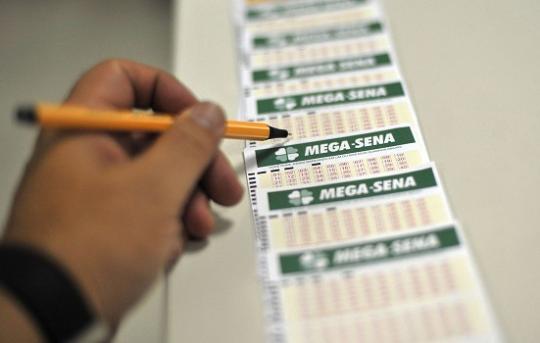 Ninguém acerta a Mega-Sena e prêmio acumula em R$ 34 milhões