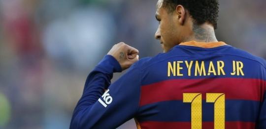 Neymar é a maior celebridade brasileira, diz Forbes. R. Augusto na lista