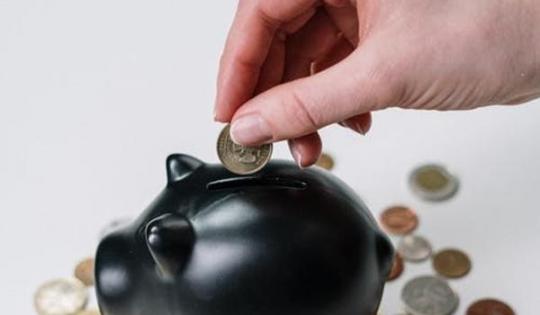 Governo estuda manter auxílio emergencial até março, mas com valor menor que R$ 600