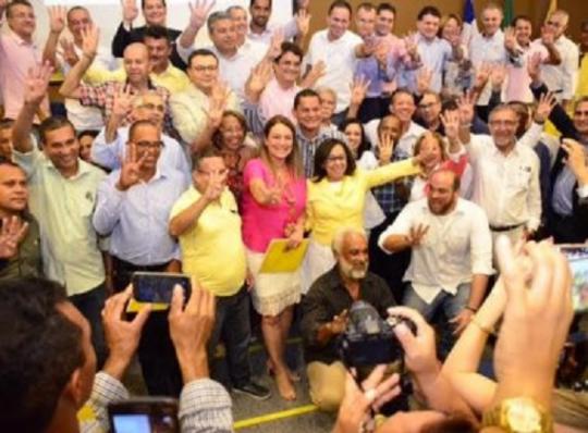 PSB lançará pelo menos 100 candidatos a prefeituras baianas, afirma Lídice em evento