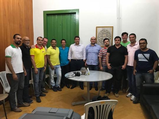 LIVRAMENTO: PREFEITURA REALIZOU REUNIÃO PARA DISCUTIR CONTRATO DE CONCESSÃO COM A EMBASA