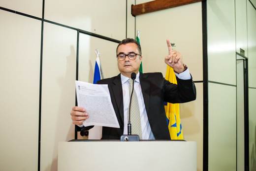 Rio de Contas: após alerta feito pelo Vereador Dr. Vinicius Costa, DNOCS admitiu grau de risco e informou que vai contratar especialistas para corrigir ‘anomalias’ na barragem Luiz Vieira 