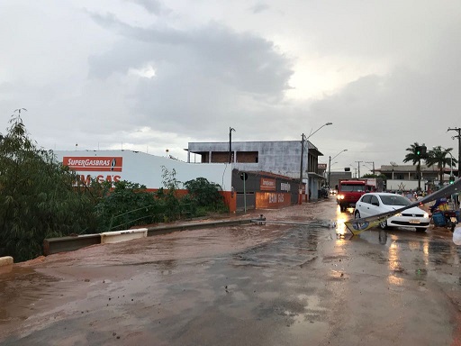 LIVRAMENTO: CHOVEU MAIS DE 50 MM EM MENOS DE 24 HORAS