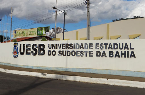 Após fraude no sistema de cotas, estudante de medicina tem vaga cancelada pela UESB