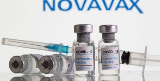 Vacina Novavax tem mais de 90% de eficácia em testes nos EUA