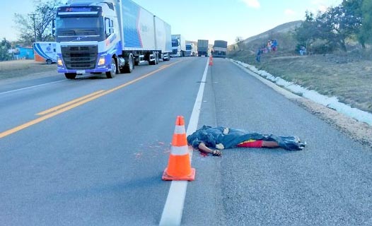  Homem comete suicídio ao se jogar na frente de carreta na BR-116