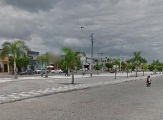 Presos fazem buraco em celas e fogem de delegacia na cidade de Iaçu