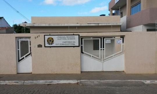 LIVRAMENTO: TRE-BA SUSPENDE ATENDIMENTO AO PÚBLICO POR 15 DIAS