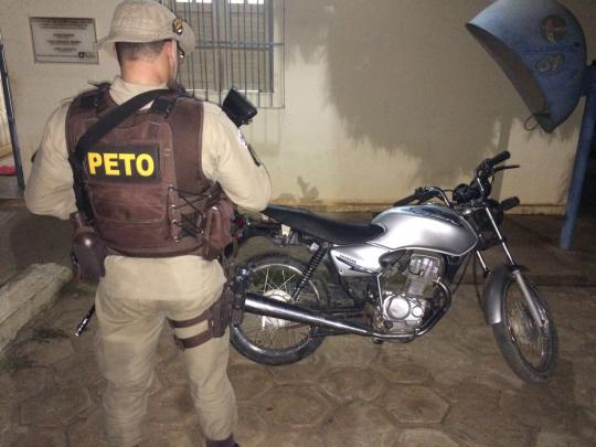 POLÍCIA MILITAR RECUPERA MOTO FURTADA NA FESTA DA ESTOCADA 